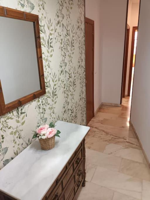 Apartamento Puerta Real Sevilha Exterior foto